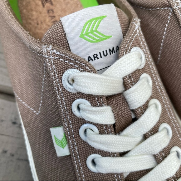Cariuma OCA Low Washed Burn Sand Nude and Contrast Thread Canvas shoes size 10 - Picture 6 of 13